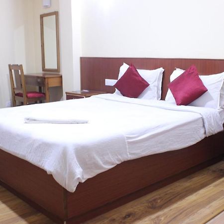 Zero To One Stay Khandroling Ґанґток Екстер'єр фото