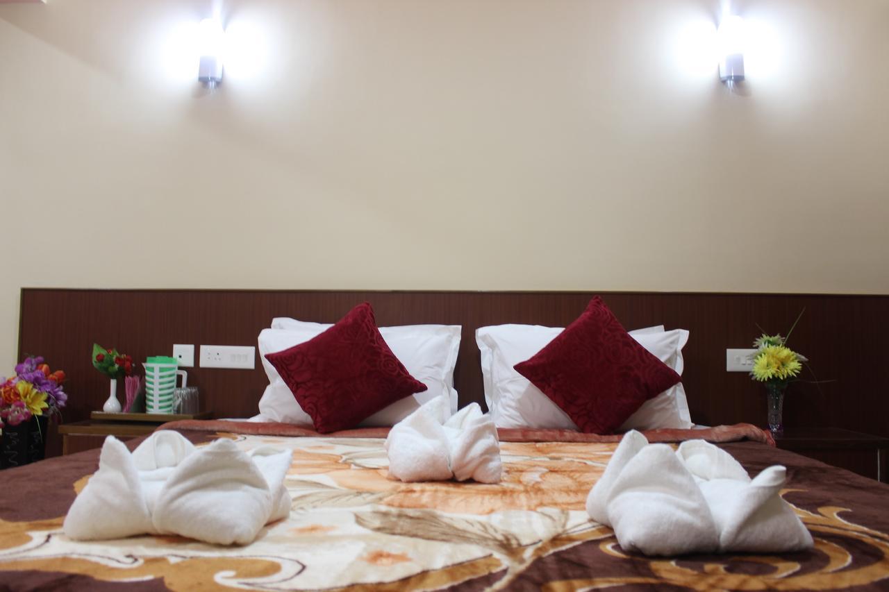Zero To One Stay Khandroling Ґанґток Екстер'єр фото