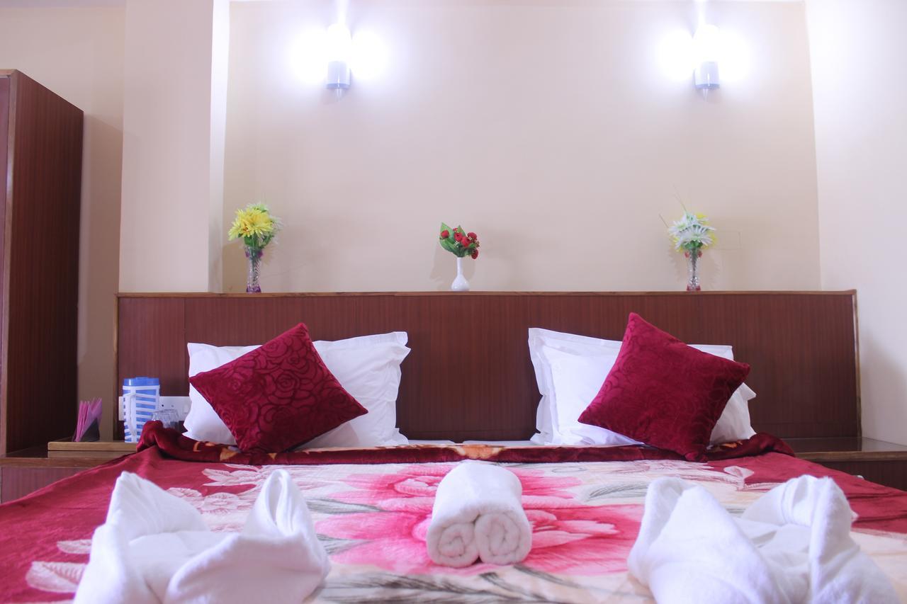 Zero To One Stay Khandroling Ґанґток Екстер'єр фото