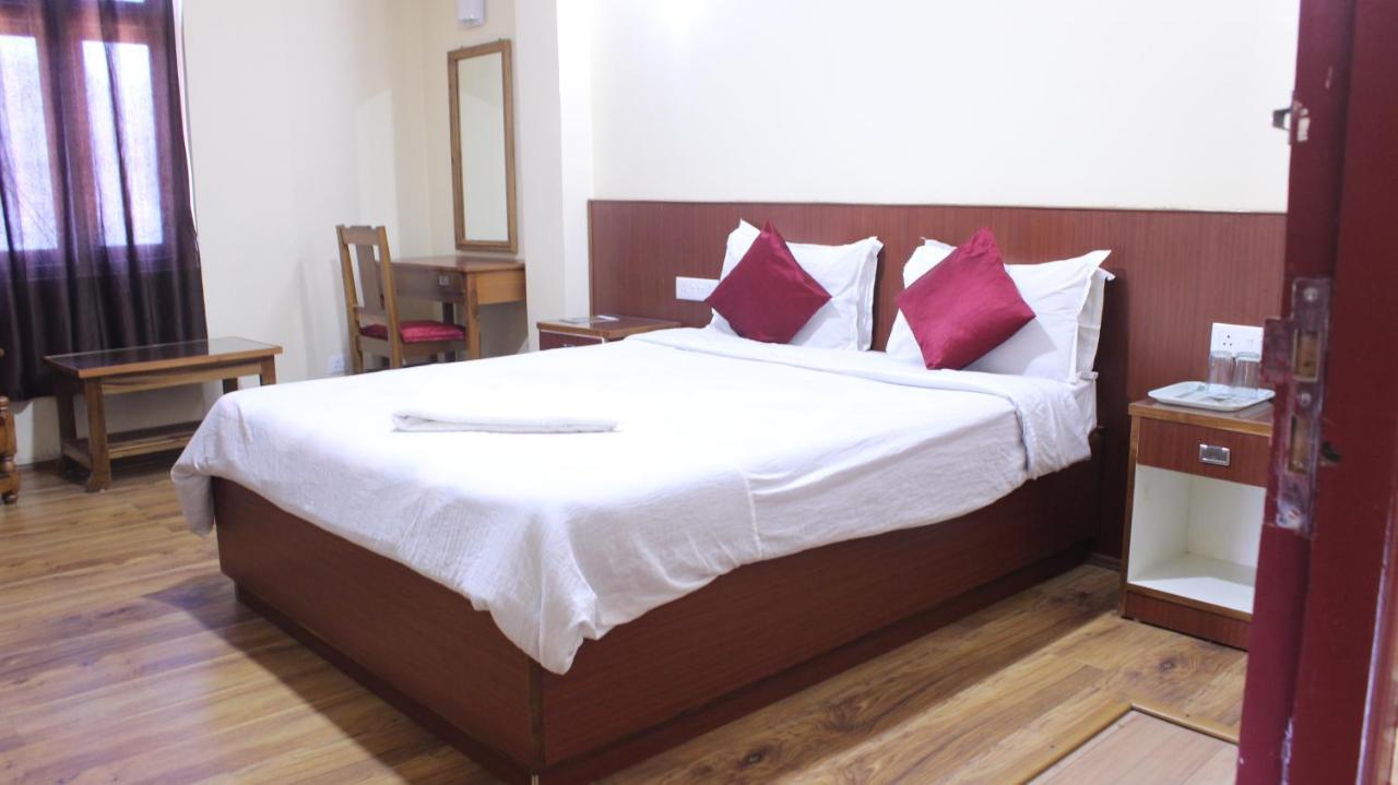 Zero To One Stay Khandroling Ґанґток Екстер'єр фото
